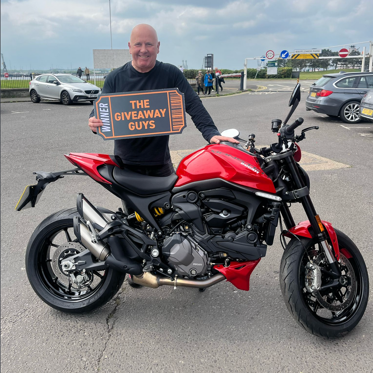 DUCATI MONSTER