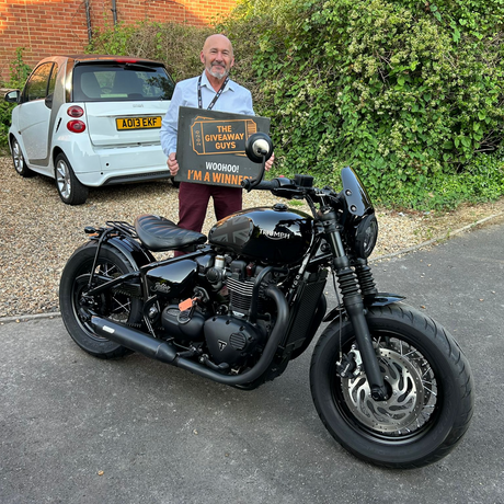 TRIUMPH BOBBER BLACK