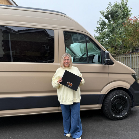 FARAH CAMPERVAN
