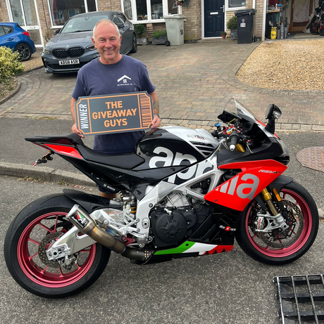 APRILIA RSV4