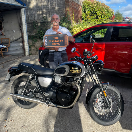 TRIUMPH T100 ICON