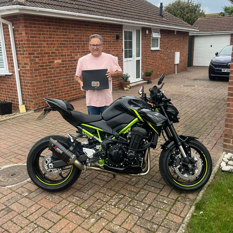 KAWASAKI Z900