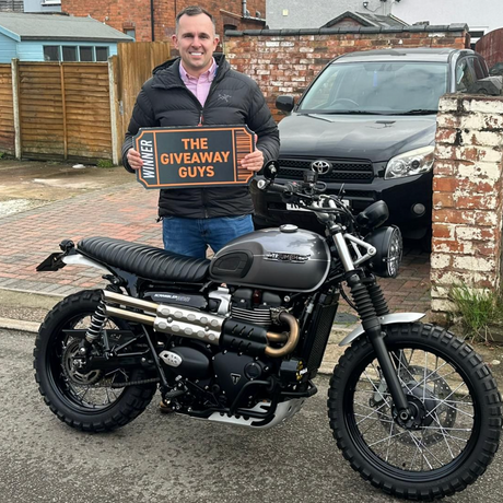 TRIUMPH SCRAMBLER 900