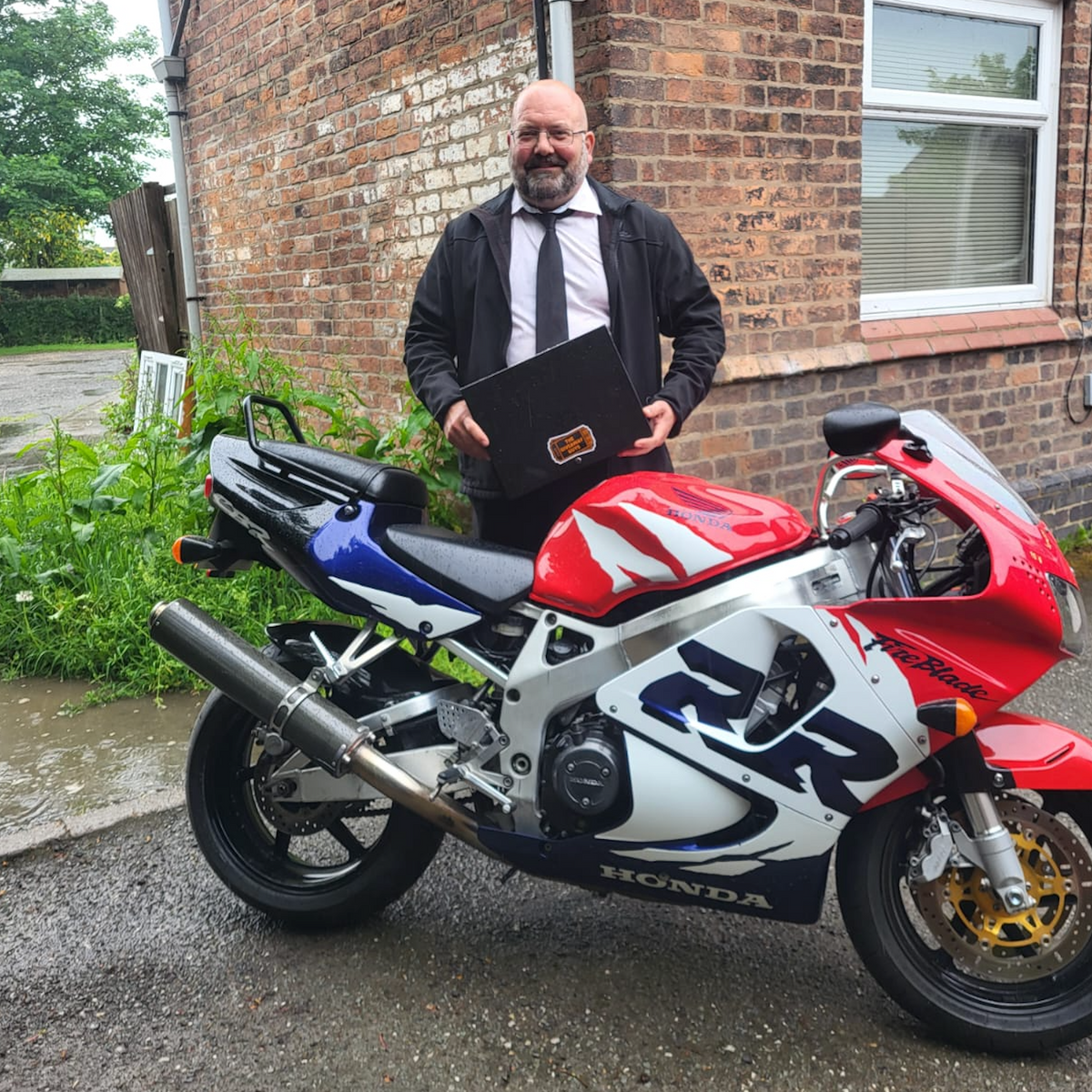 1998 HONDA FIREBLADE