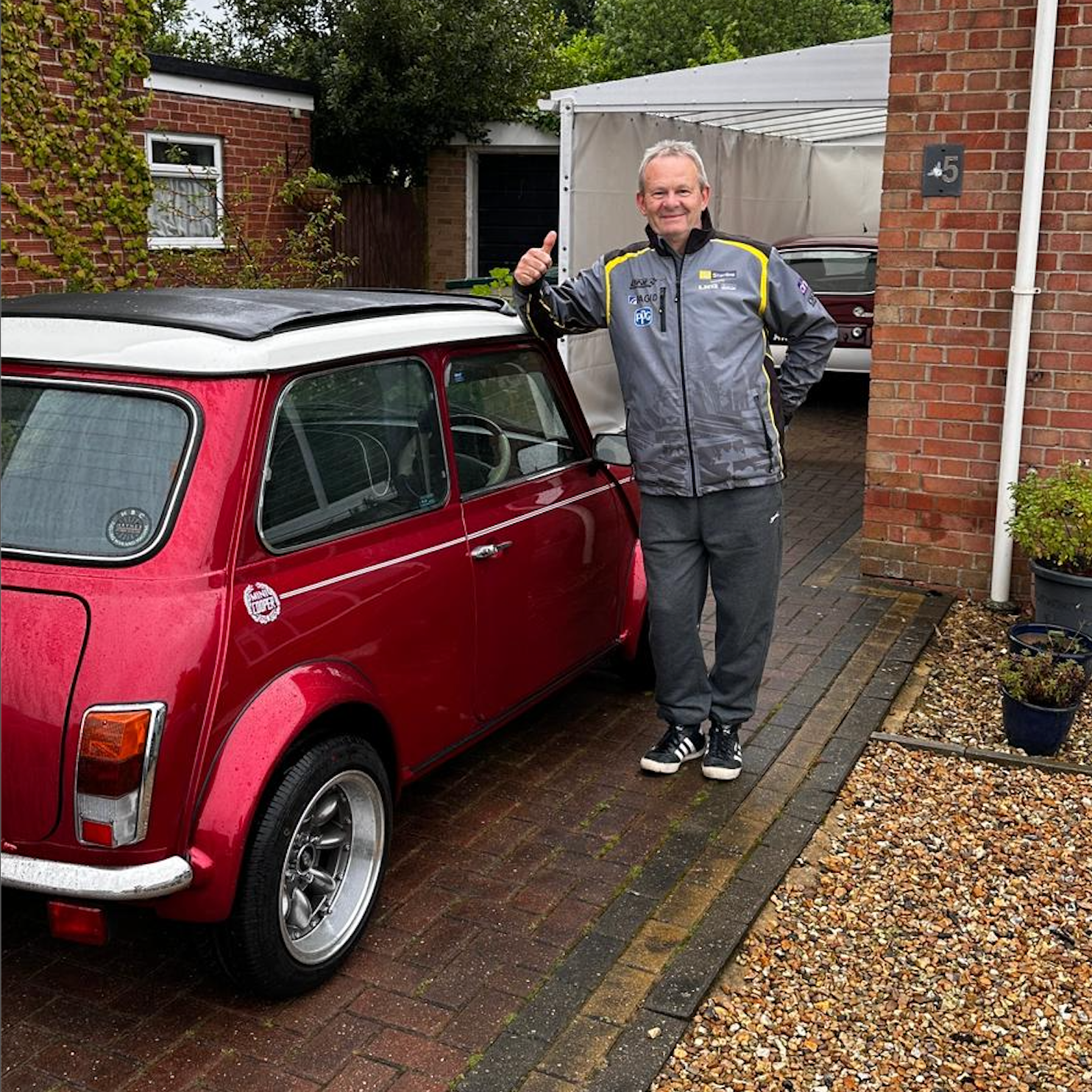 CLASSIC MINI