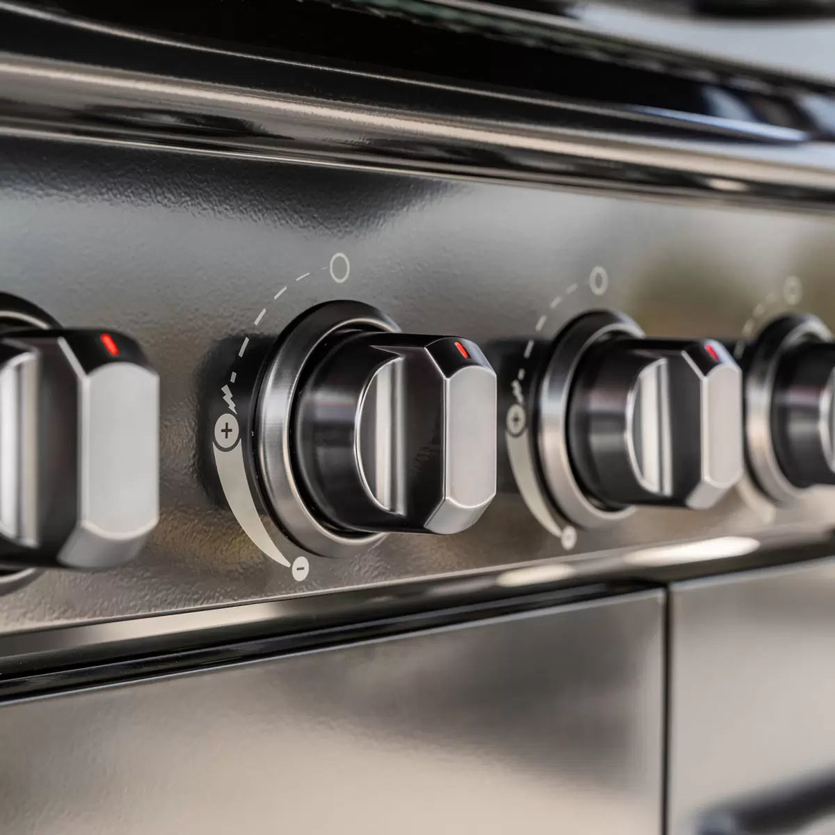 Nexgrill Deluxe 7 Burner Gas Barbecue Grill