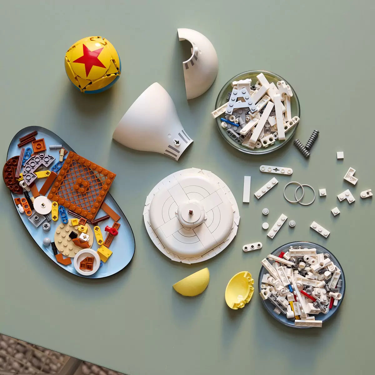 LEGO Disney Pixar Lamp - 8th Jul 25
