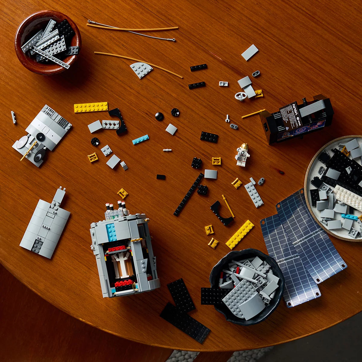 Lego Icons Hubble Space Telescope