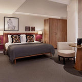 3 Night 5* London Christmas Shopping Holiday + £2000 Spending Cash!