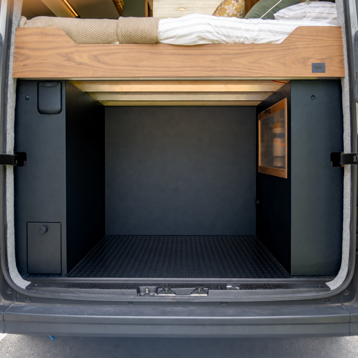 Abigail the 4 Berth Off-Grid