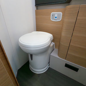Brand New Adria Matrix 670SL + Volvo XC40
