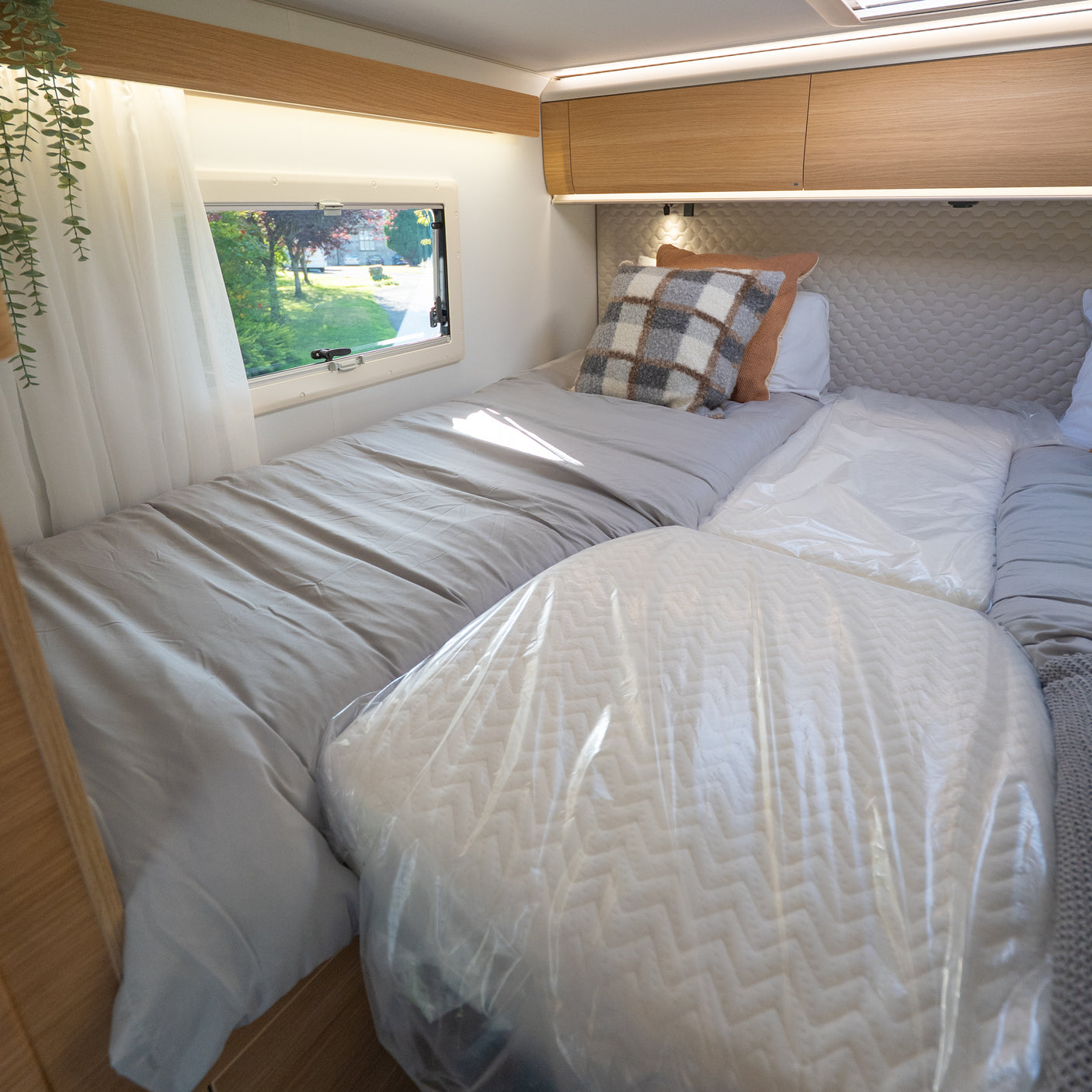 Brand New 4 berth Automatic Adria Matrix 670 SL + £10,000 cash