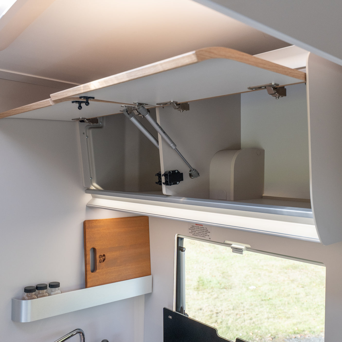 Brand New Adria Matrix 670SL + Volvo XC40