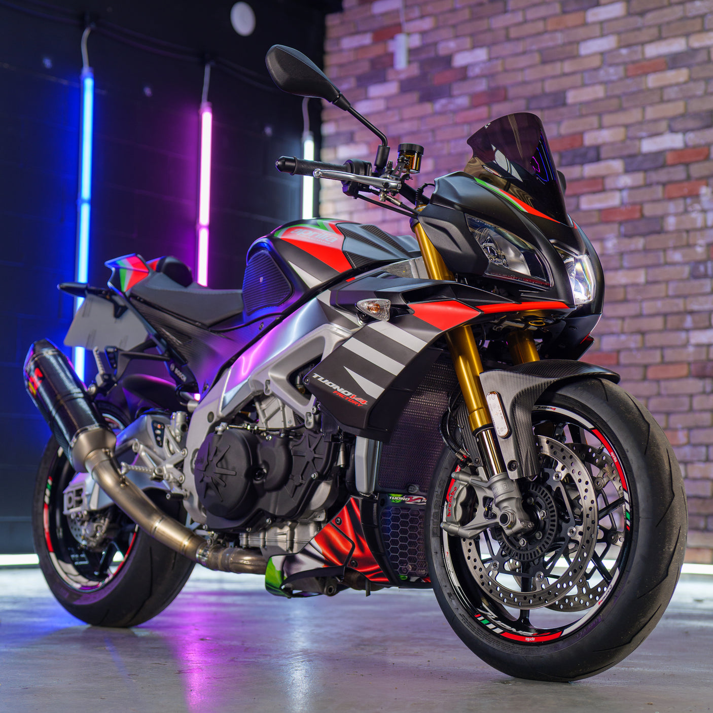 2020 Aprilia Tuono V4 Factory