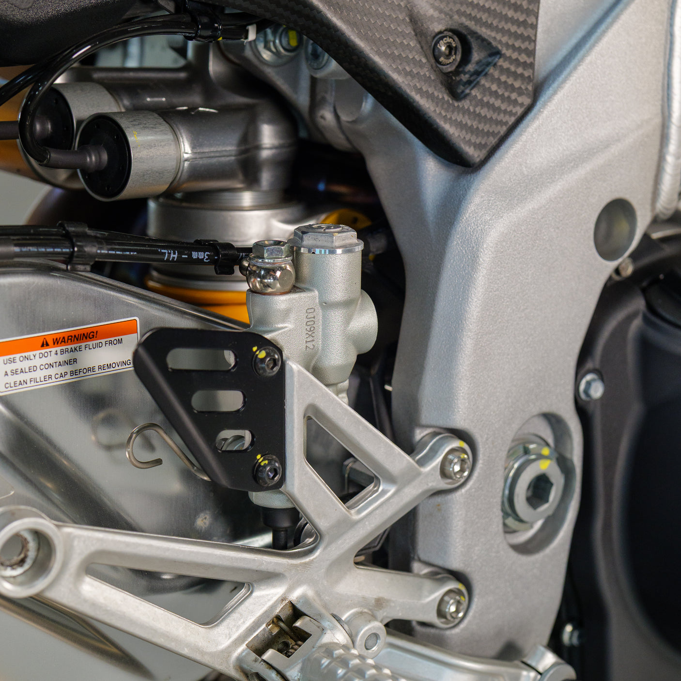 2020 Aprilia Tuono V4 Factory