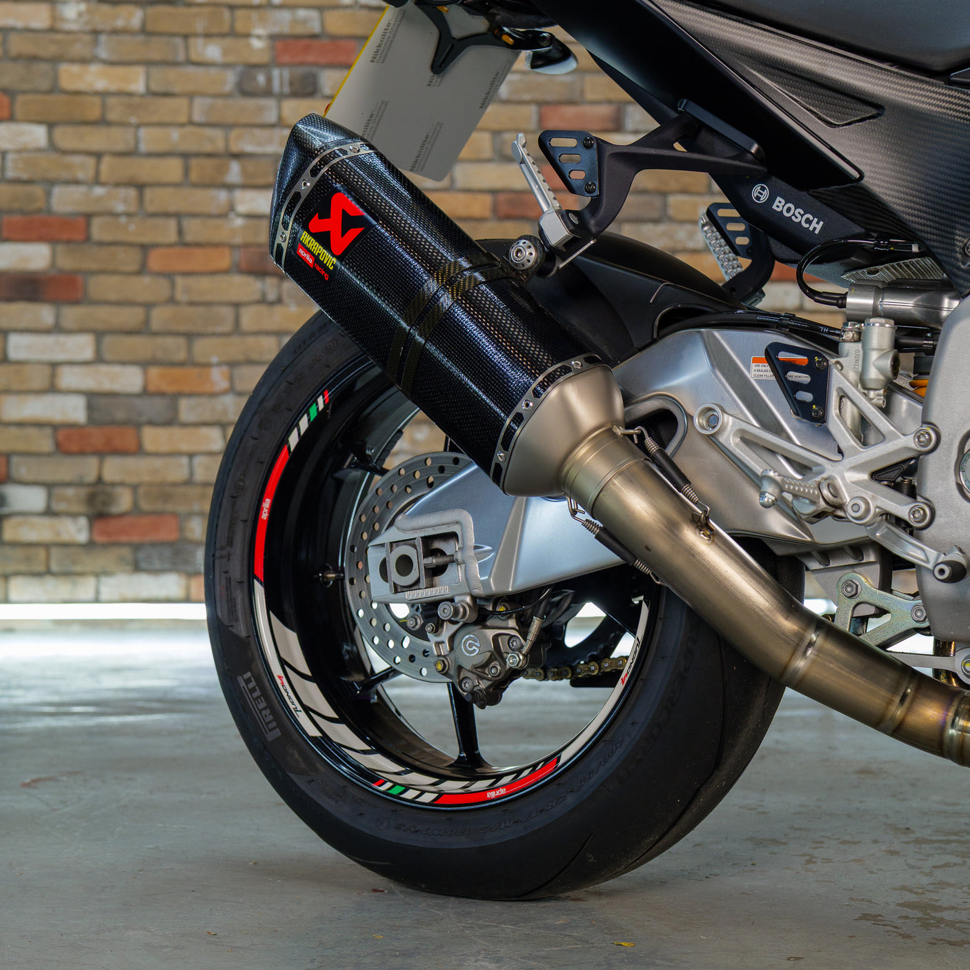 2020 Aprilia Tuono V4 Factory