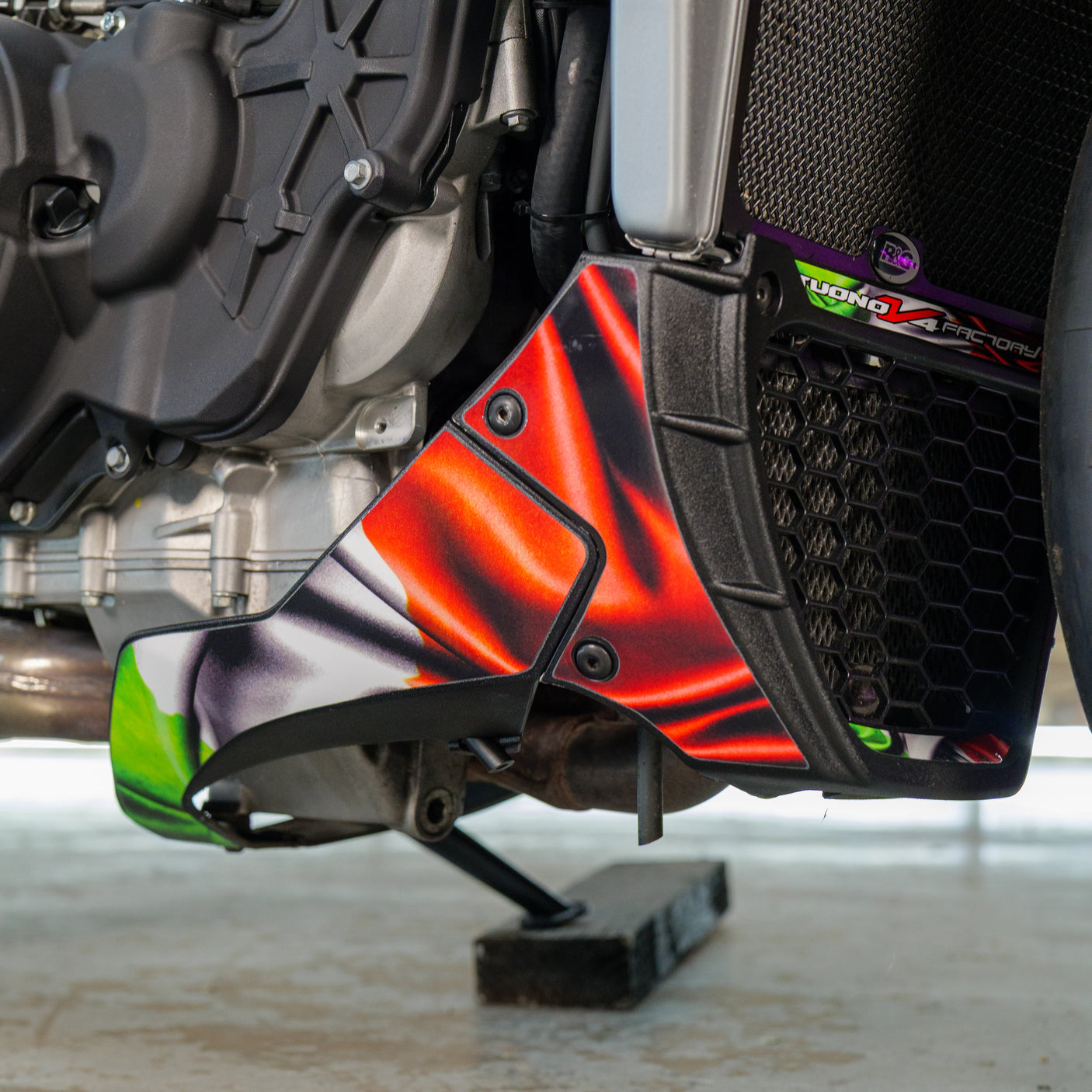 2020 Aprilia Tuono V4 Factory