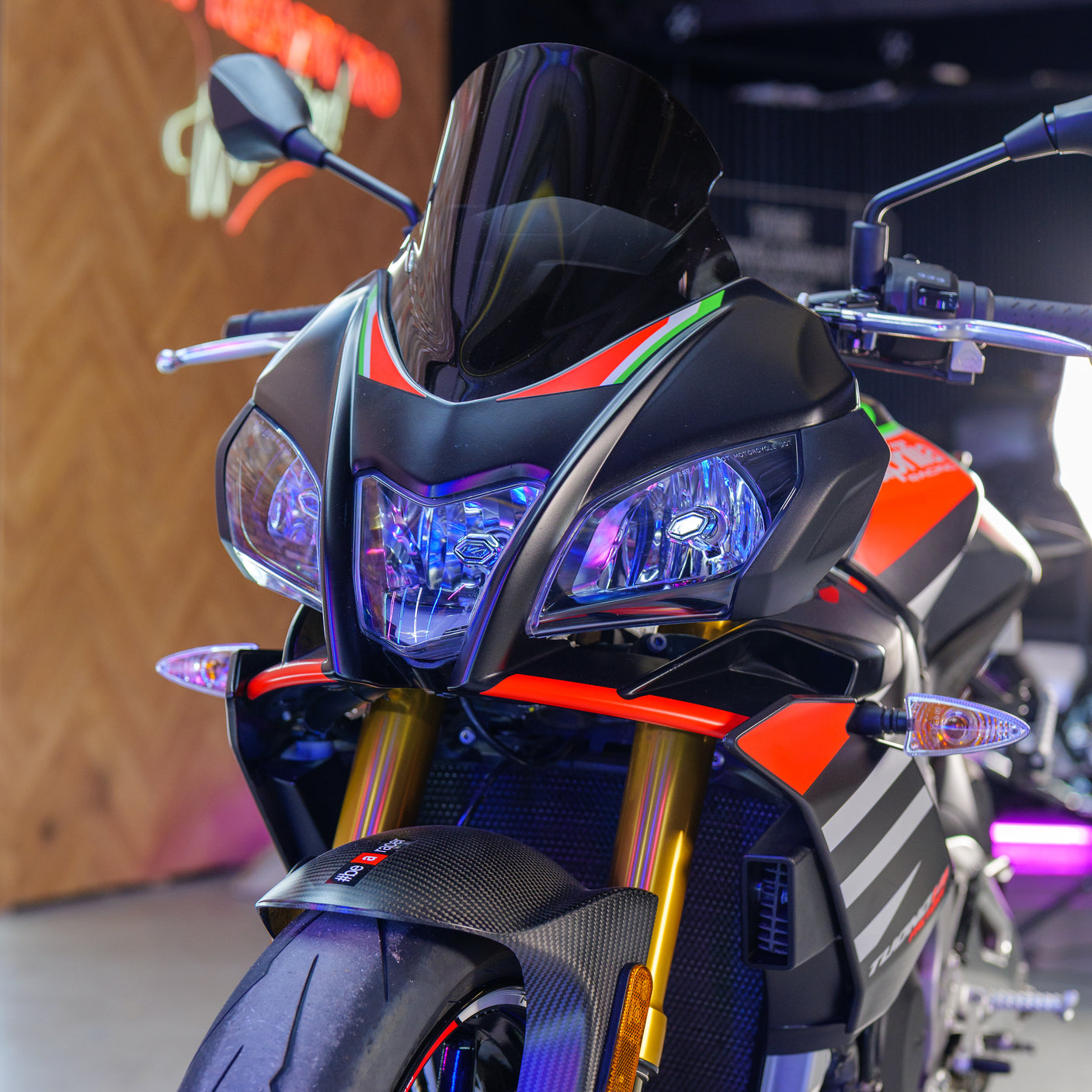 2020 Aprilia Tuono V4 Factory