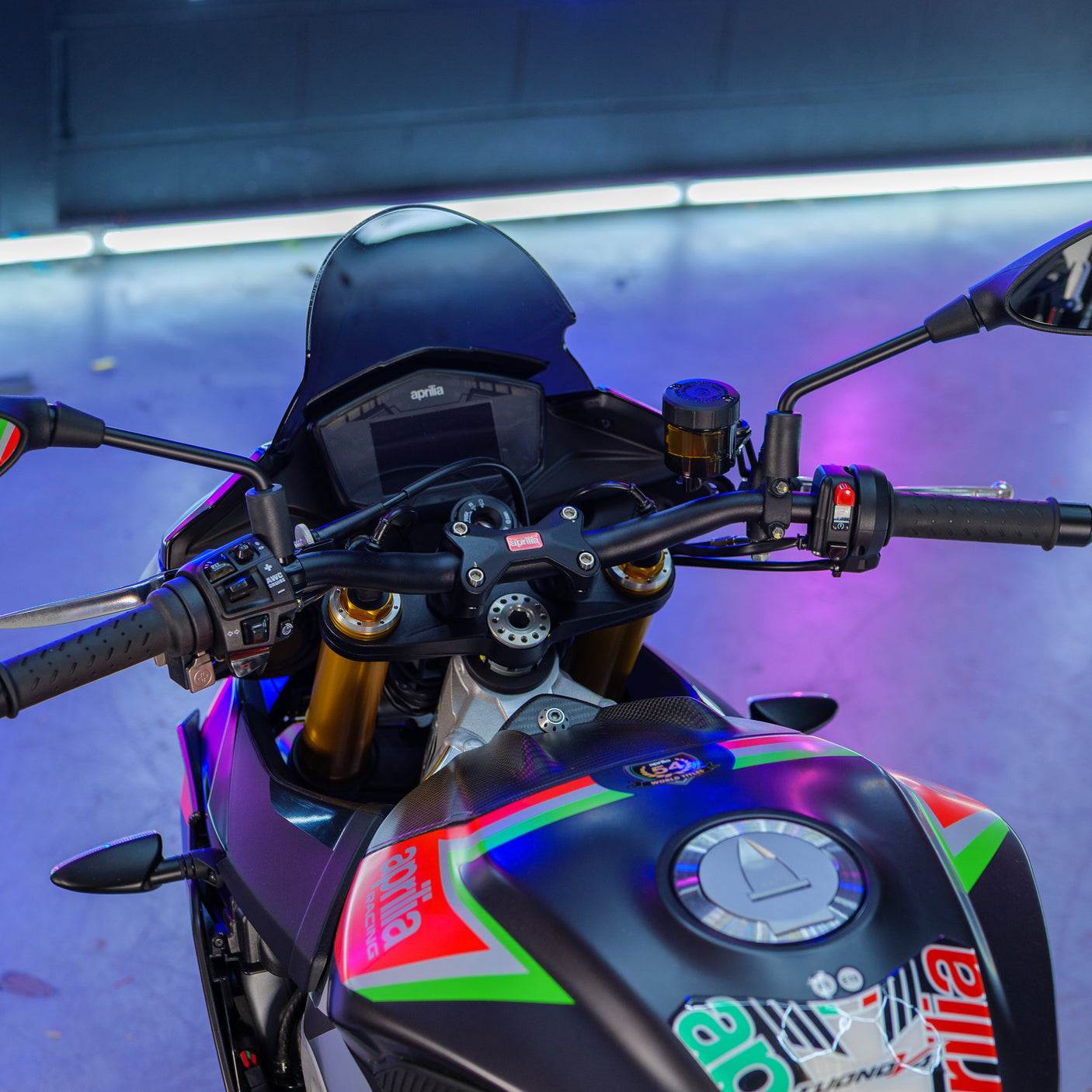 2020 Aprilia Tuono V4 Factory