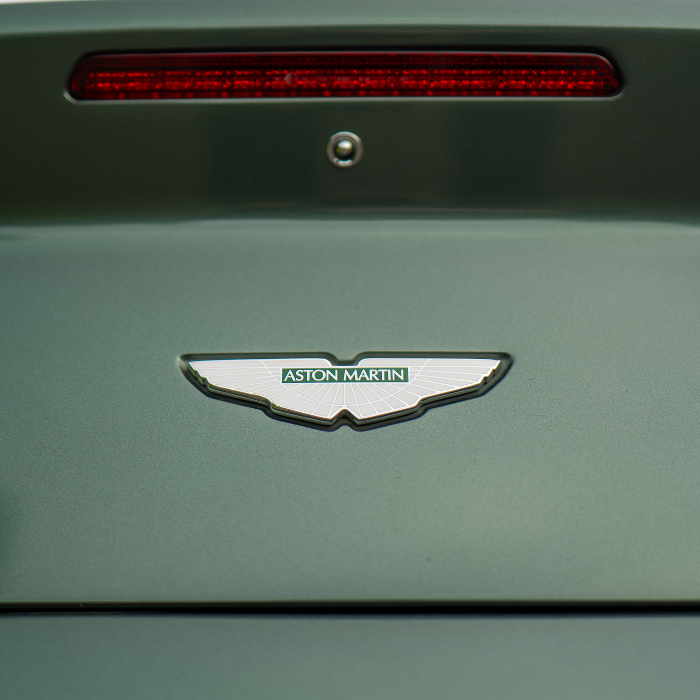 Immaculate Aston Martin V8 Vantage + £5,000