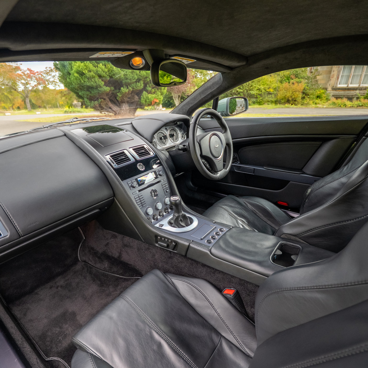 Immaculate Aston Martin V8 Vantage + £5,000