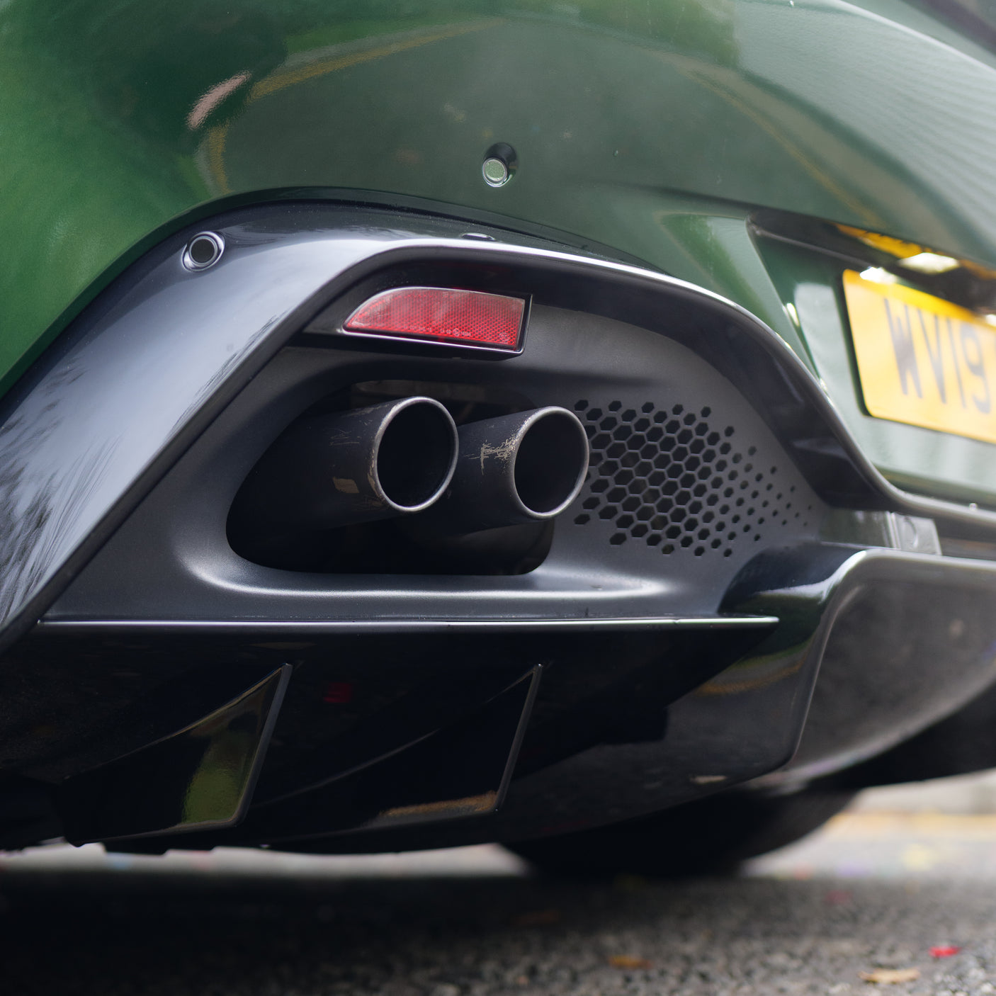 Immaculate Aston Martin V8 Vantage