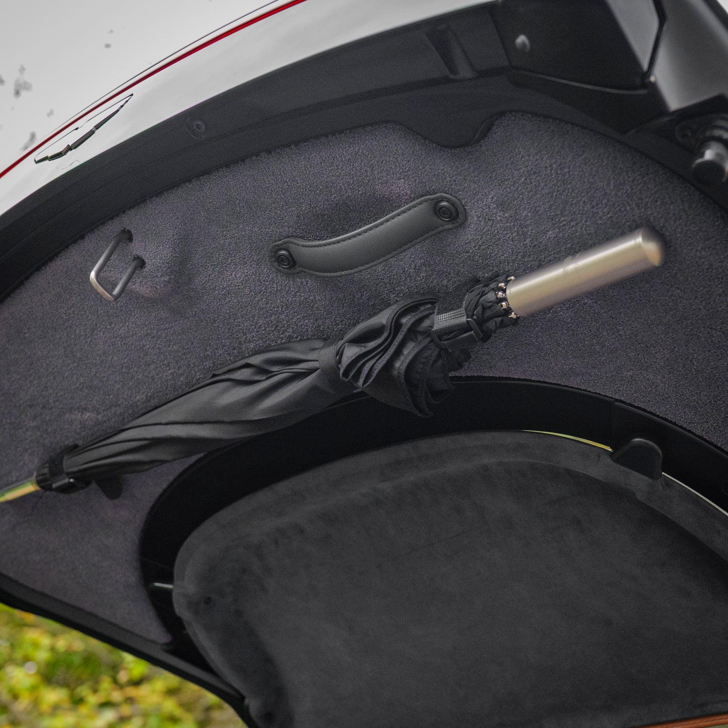 Immaculate Aston Martin V8 Vantage