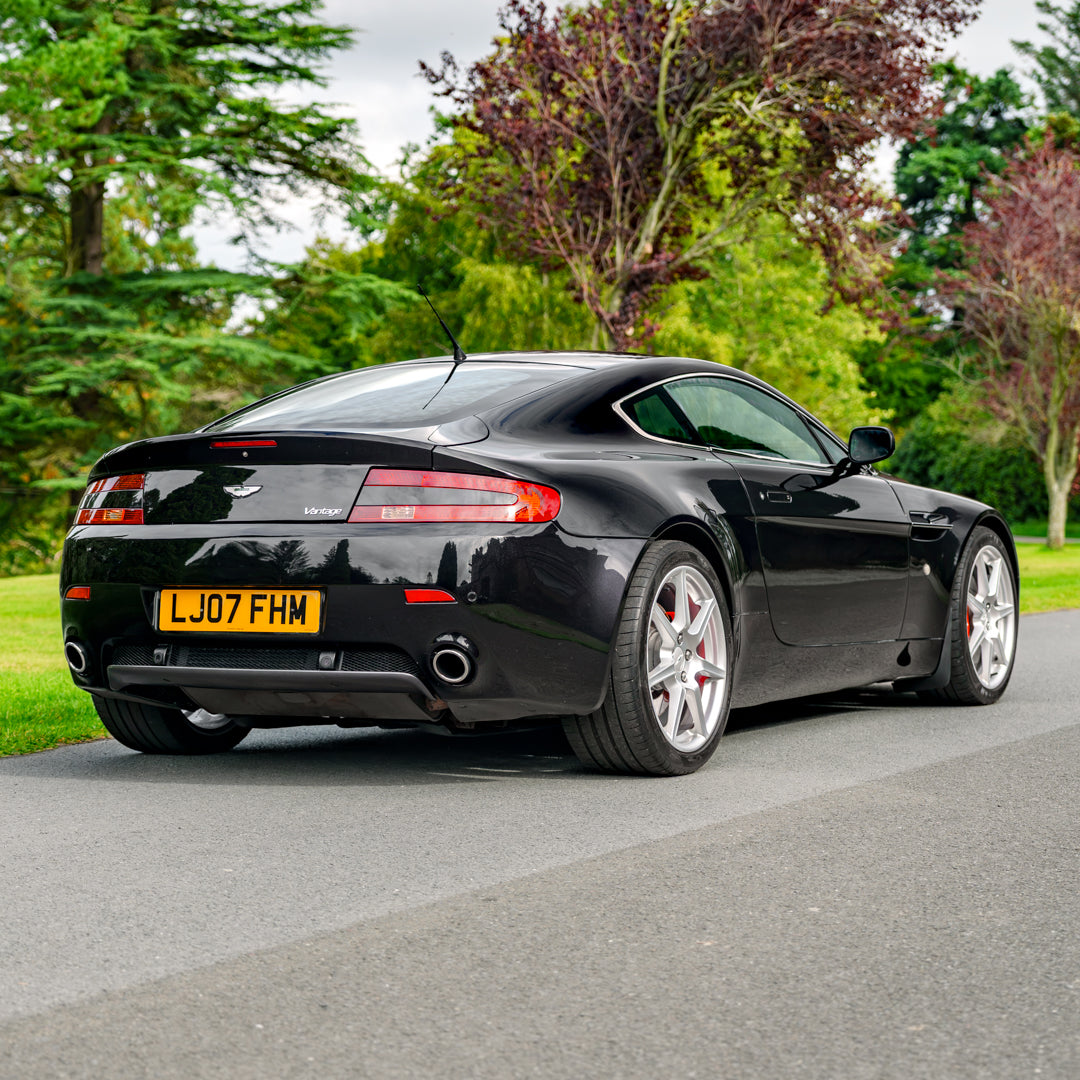 V8 Aston Martin