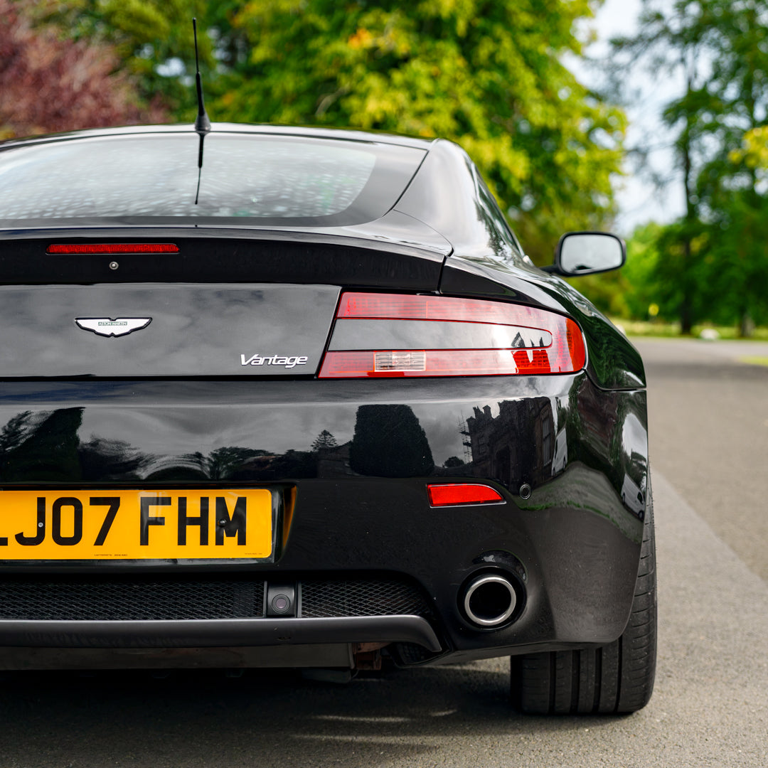 V8 Aston Martin