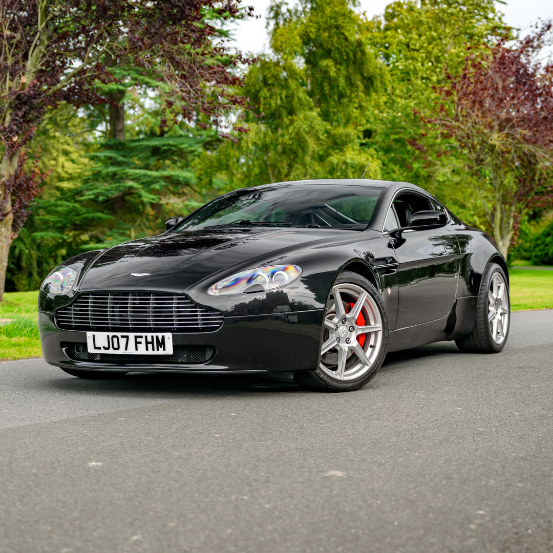 V8 Aston Martin