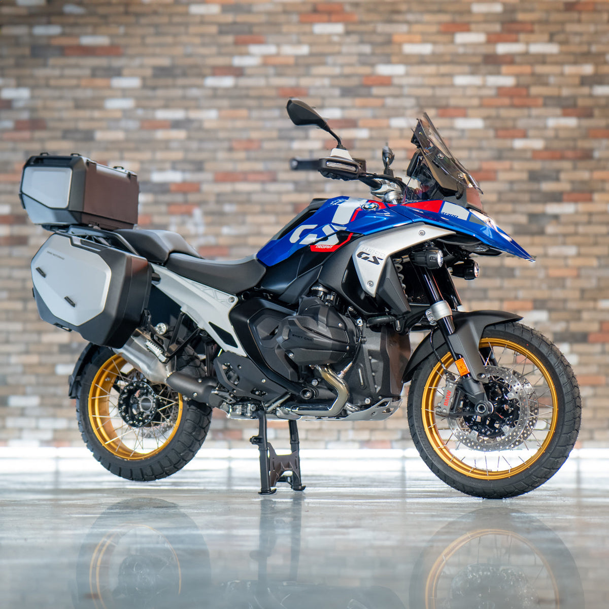 BRAND NEW 2024 BMW 1300 GS TROPHY – The Giveaway Guys