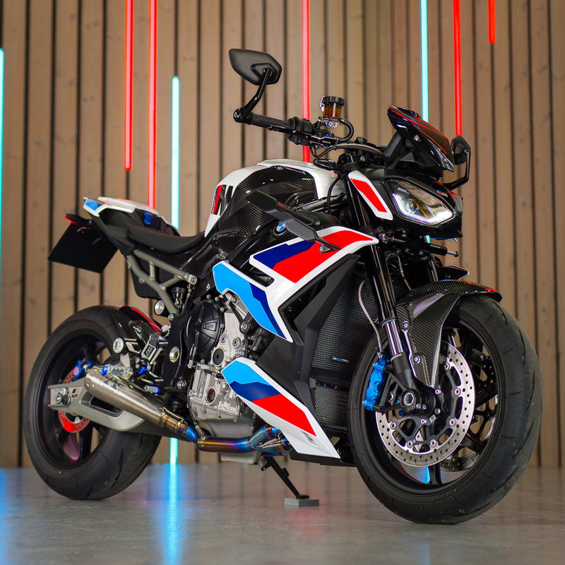 Insane 2025 BMW M1000R - full Titanium arrow system