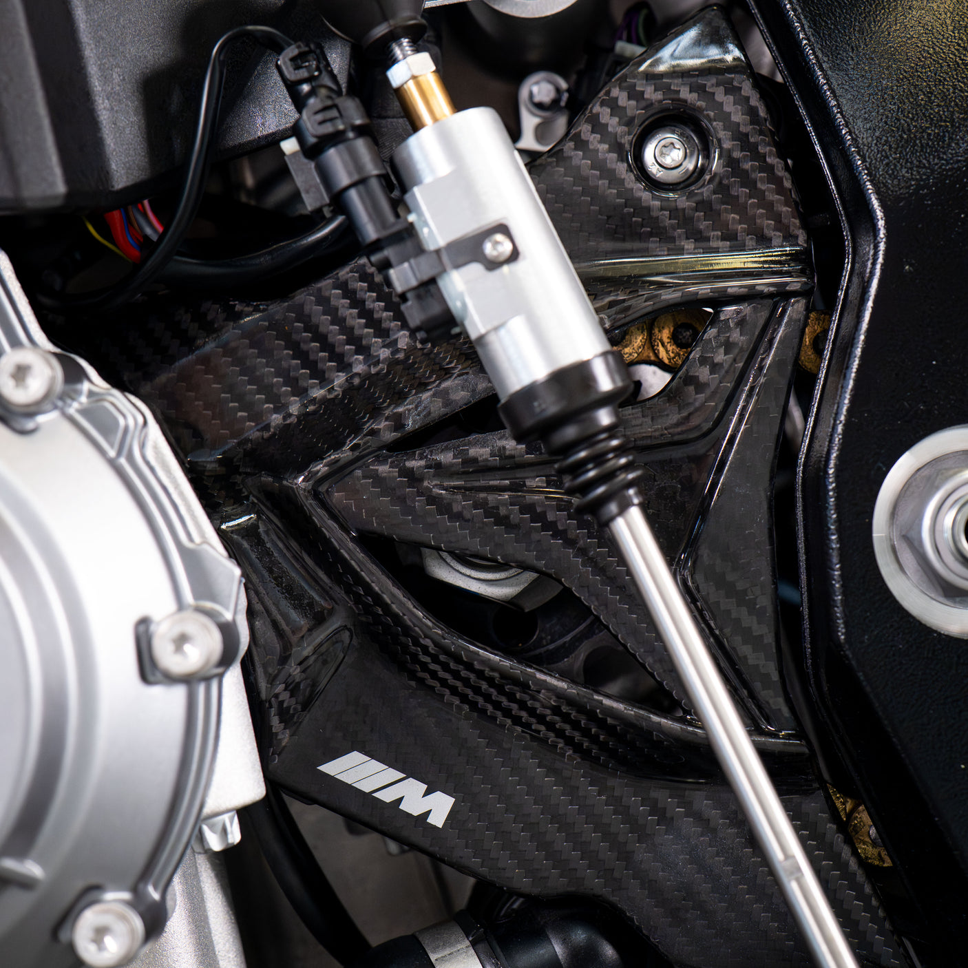BMW M 1000 R CARBON COMP PACK + £2000