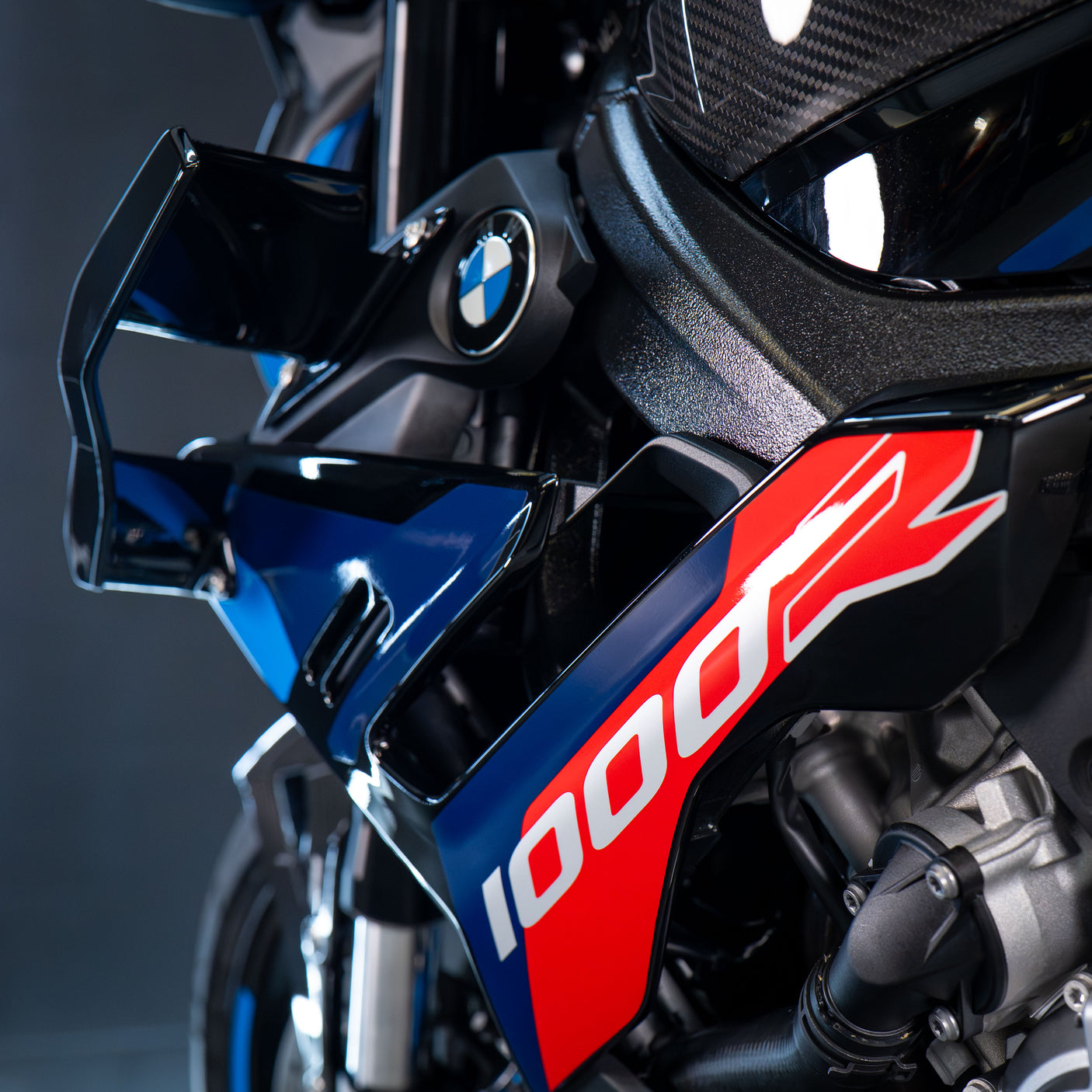 BMW M 1000 R CARBON COMP PACK + £2000