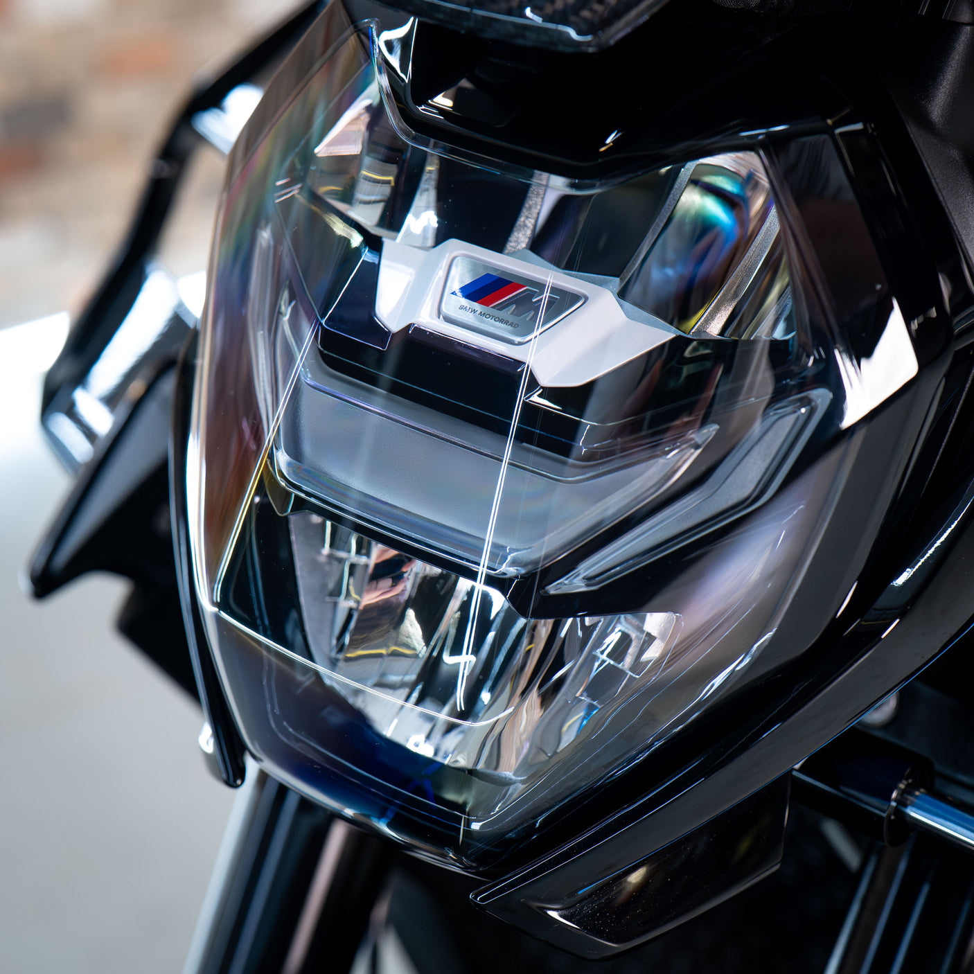 BMW M 1000 R CARBON COMP PACK + £2000