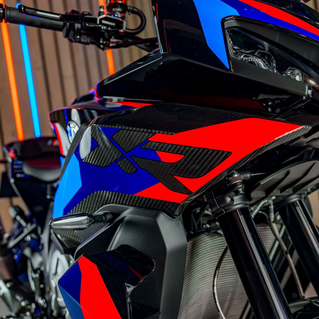2025 BMW M1000XR