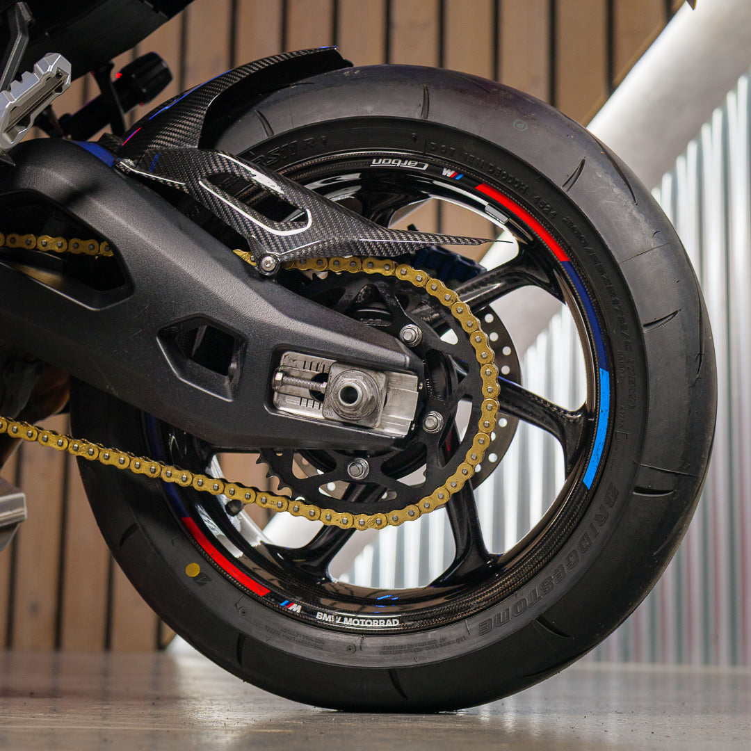 2025 BMW M1000XR