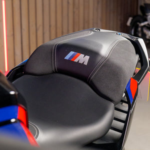 2025 BMW M1000XR