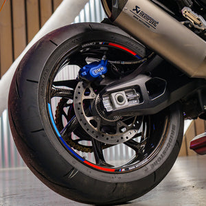 2025 BMW M1000XR