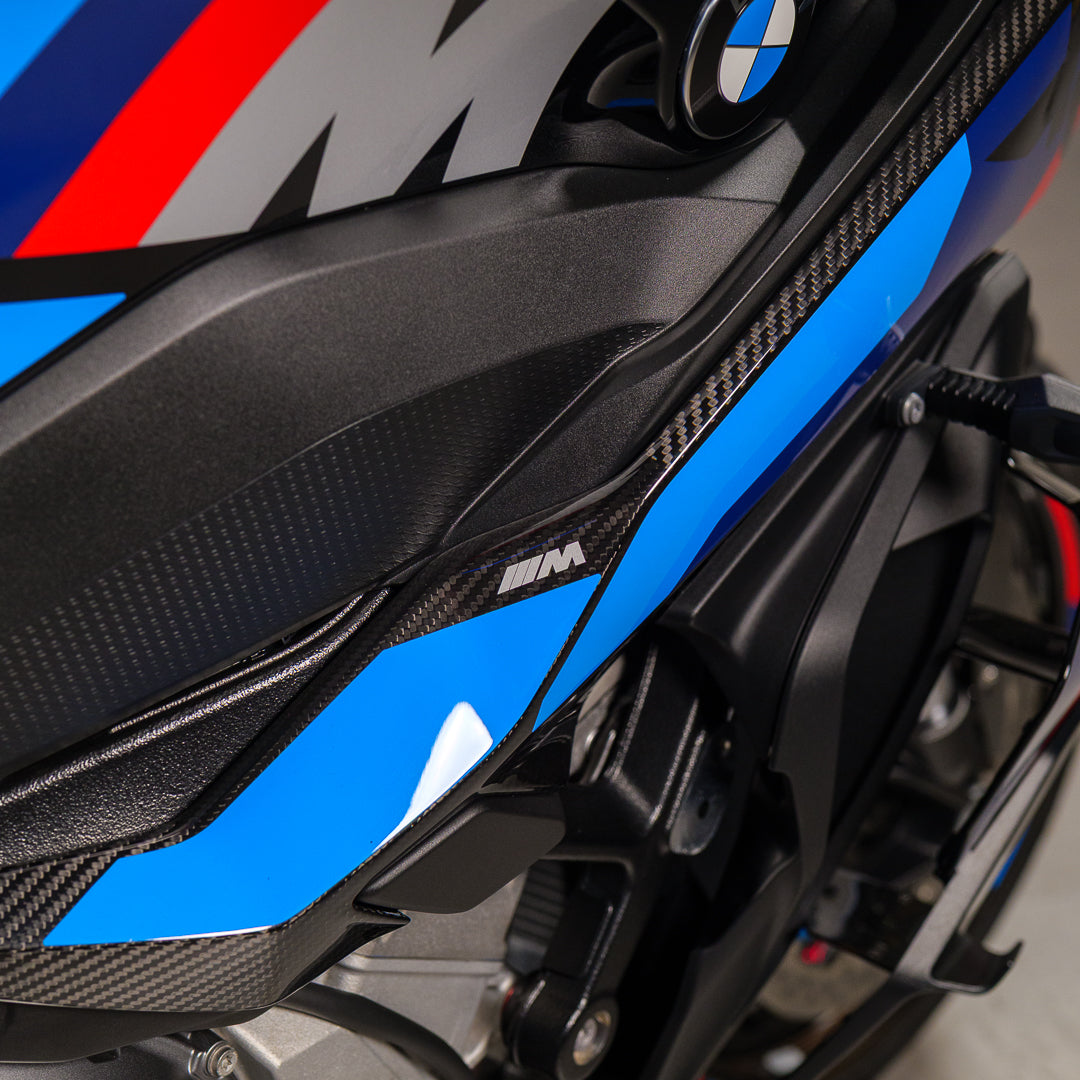 2025 BMW M1000XR