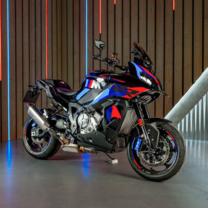 2025 BMW M1000XR