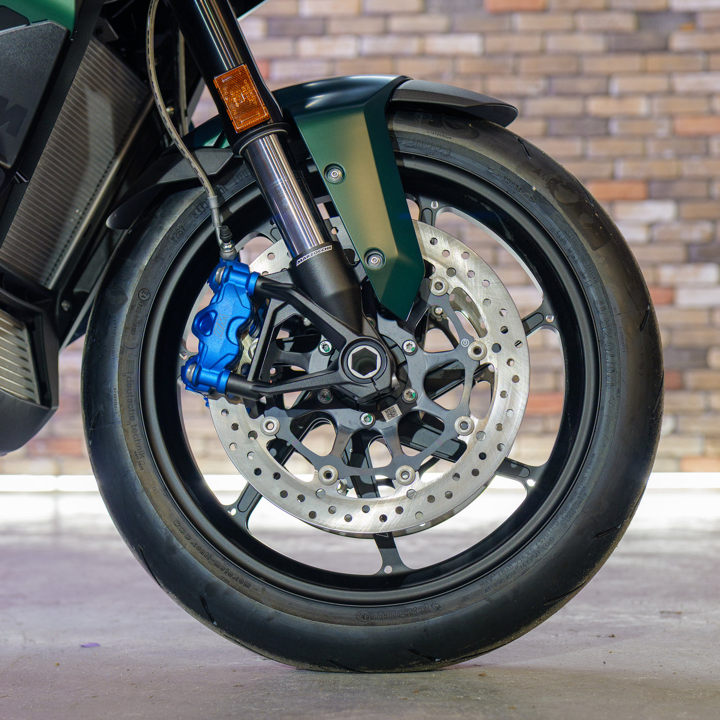 BRAND NEW BMW M 1000 XR