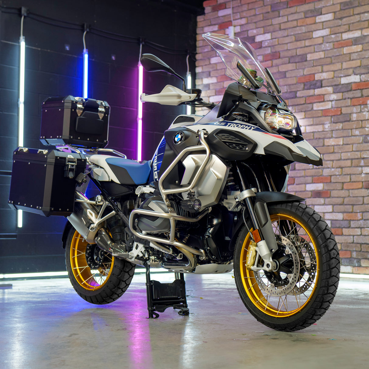 2024 BMW 1250 GS Adventure + Luggage + £1000 Cash!