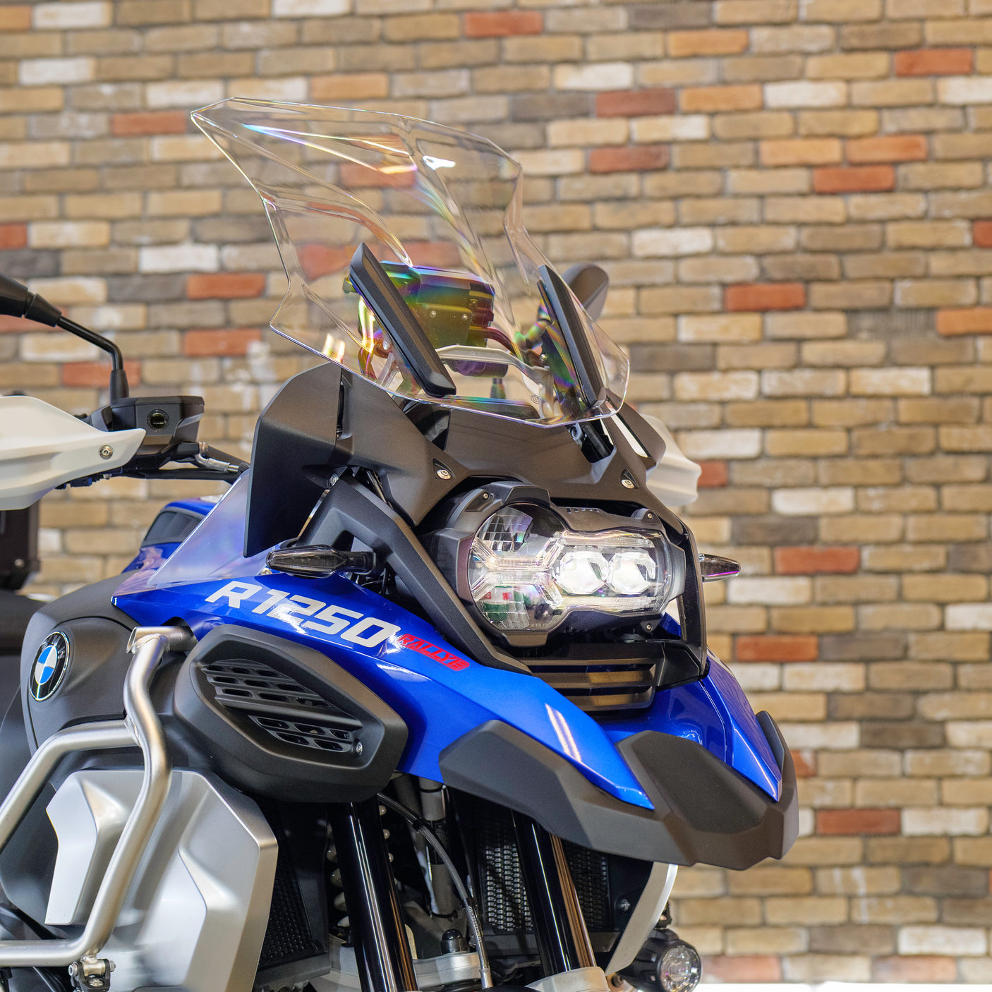 SUPER LOW ODDS: BMW GS1250 ADVENTURE + £3000