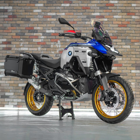 BRAND NEW 2025 BMW 1300 GSA Trophy With Luggage + £1,000