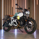 Custom BMW RnineT WITH UNIT GARAGE EXHAUST