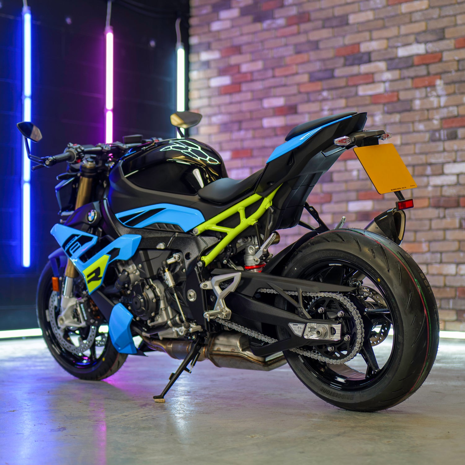 Brand New 2025 BMW S1000R