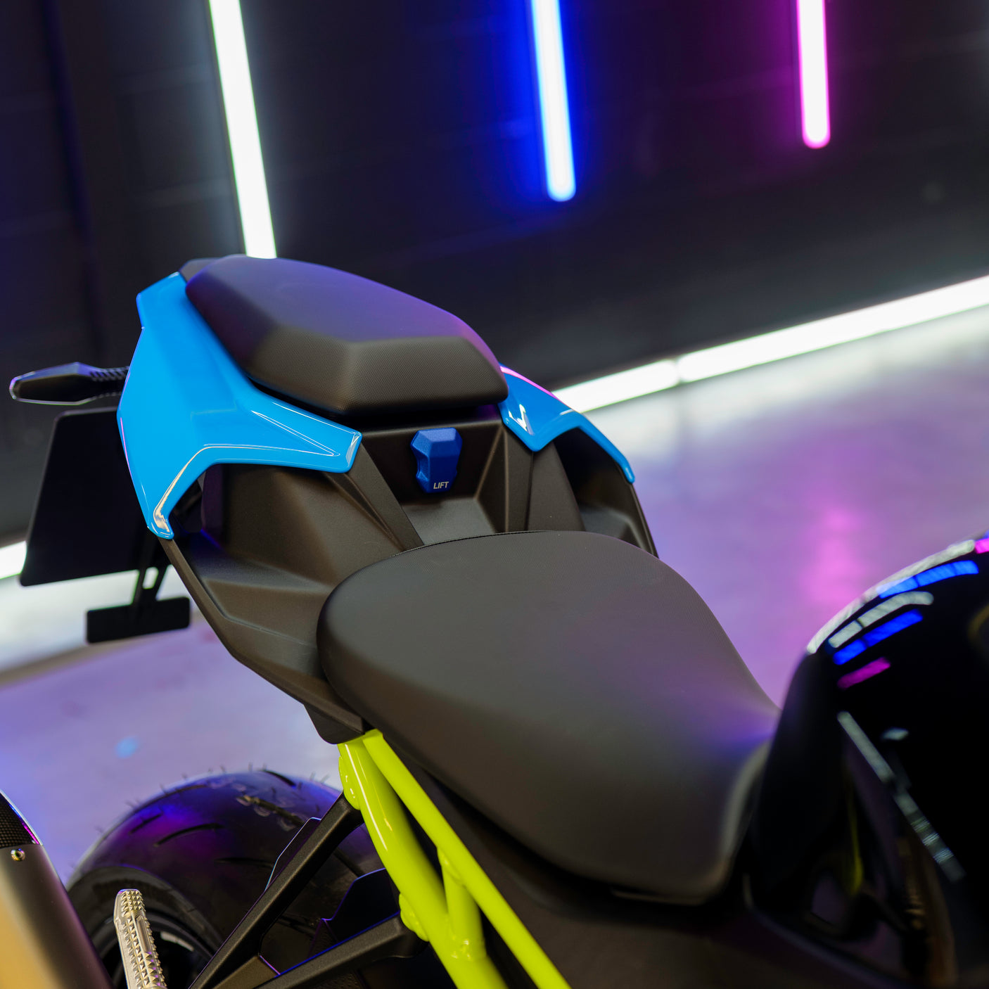 Brand New 2025 BMW S1000R