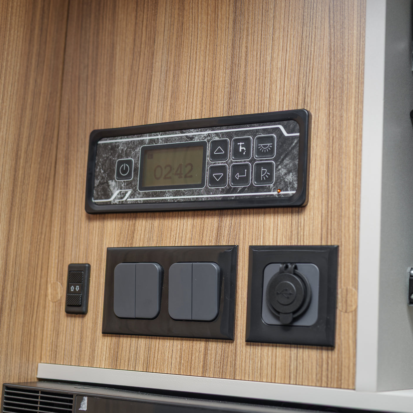 Brand New Automatic Bailey Adamo 4 berth Motorhome + £5000 cash