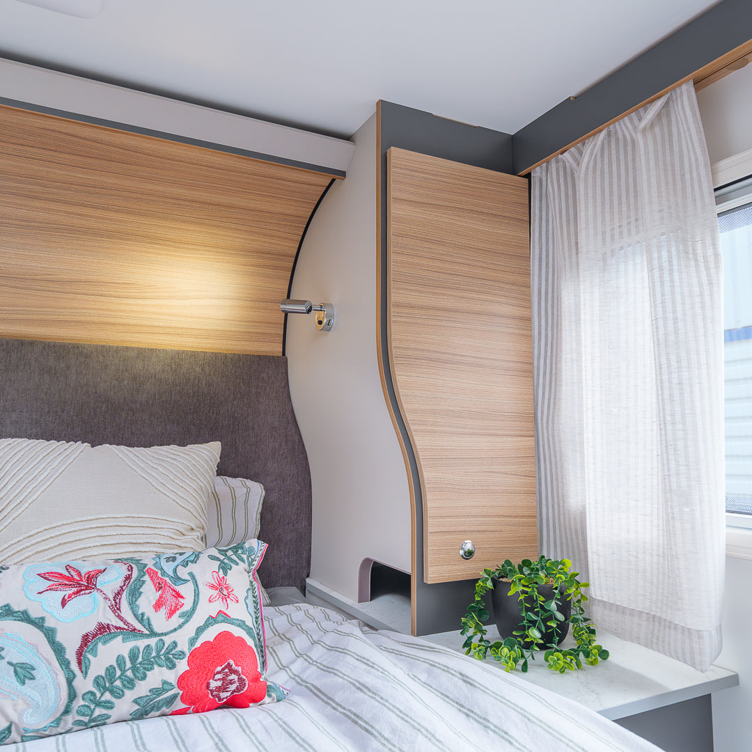 BRAND NEW Automatic 4 Berth Bailey Adamo Motorhome